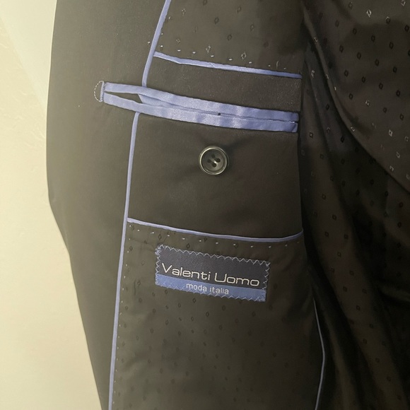 Black tuxedo - Picture 4 of 9